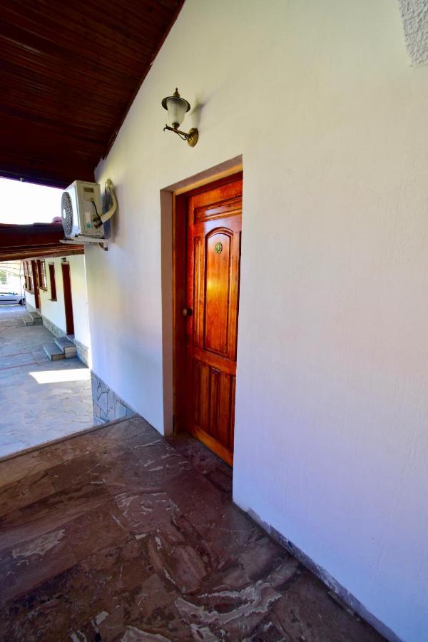 Pfaffen Haus Rooms Vrasná Exterior foto