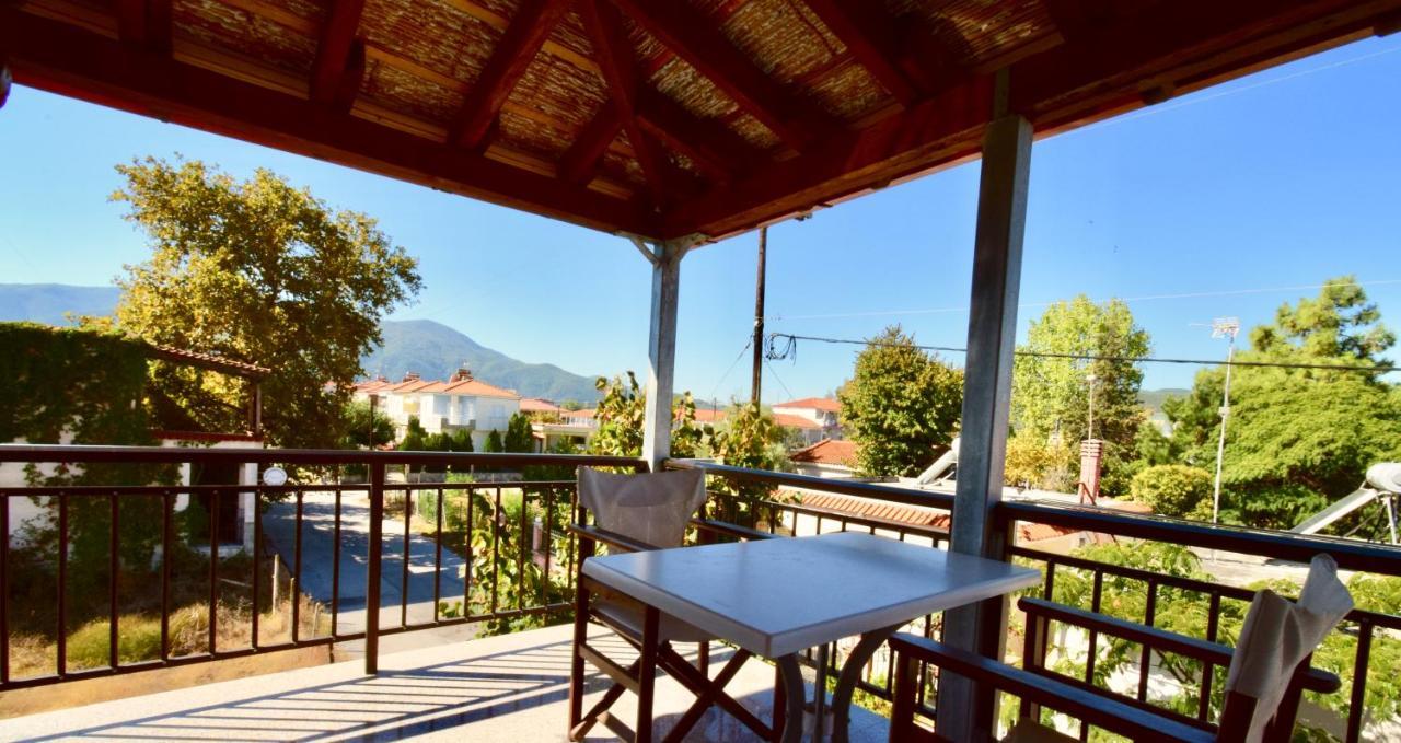 Pfaffen Haus Rooms Vrasná Exterior foto